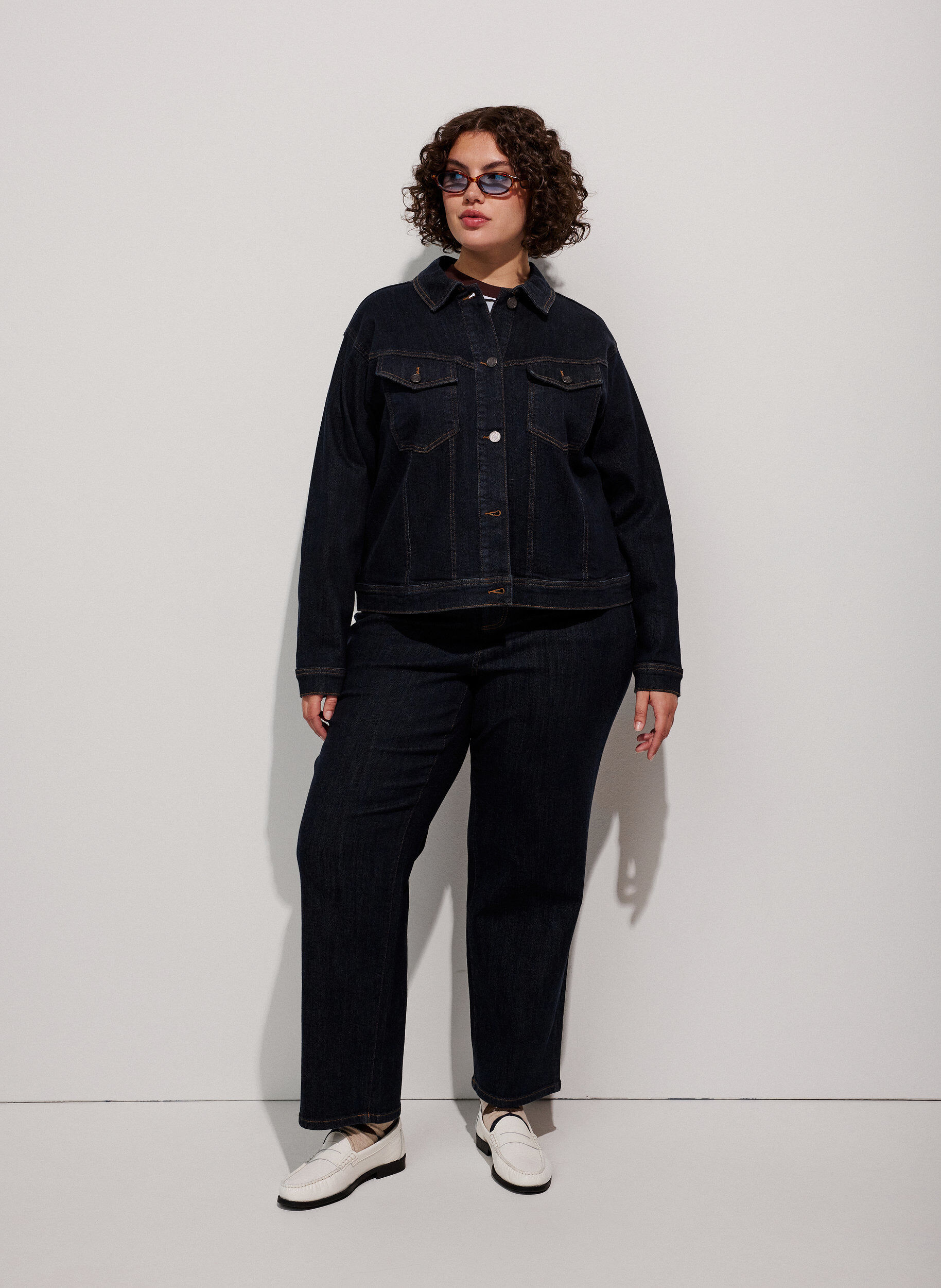 ZizziStraight Fit Kiana Jeans mit hoher Taille, Blau, Image image number 0