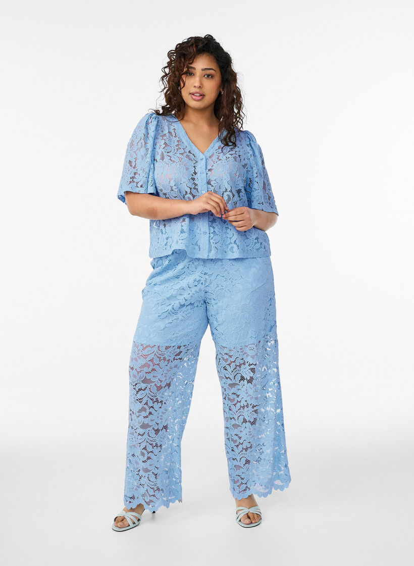 Hoch taillierte Spitzenhose mit geraden Beinen, Blau, Model image number 0