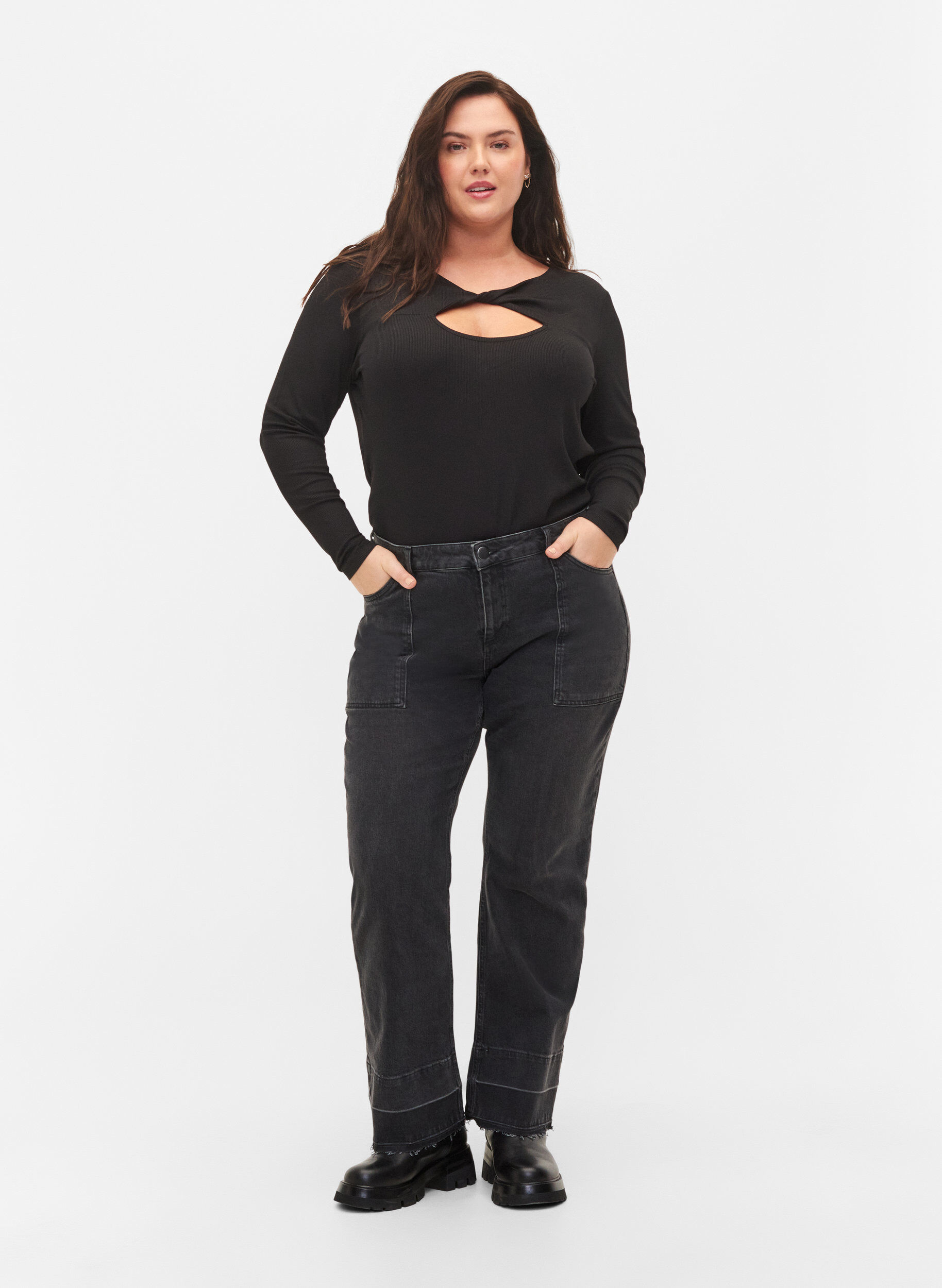 Zizzi Bluse mit Cut-Out und langen &Auml;rmeln, Black, Model image number 2