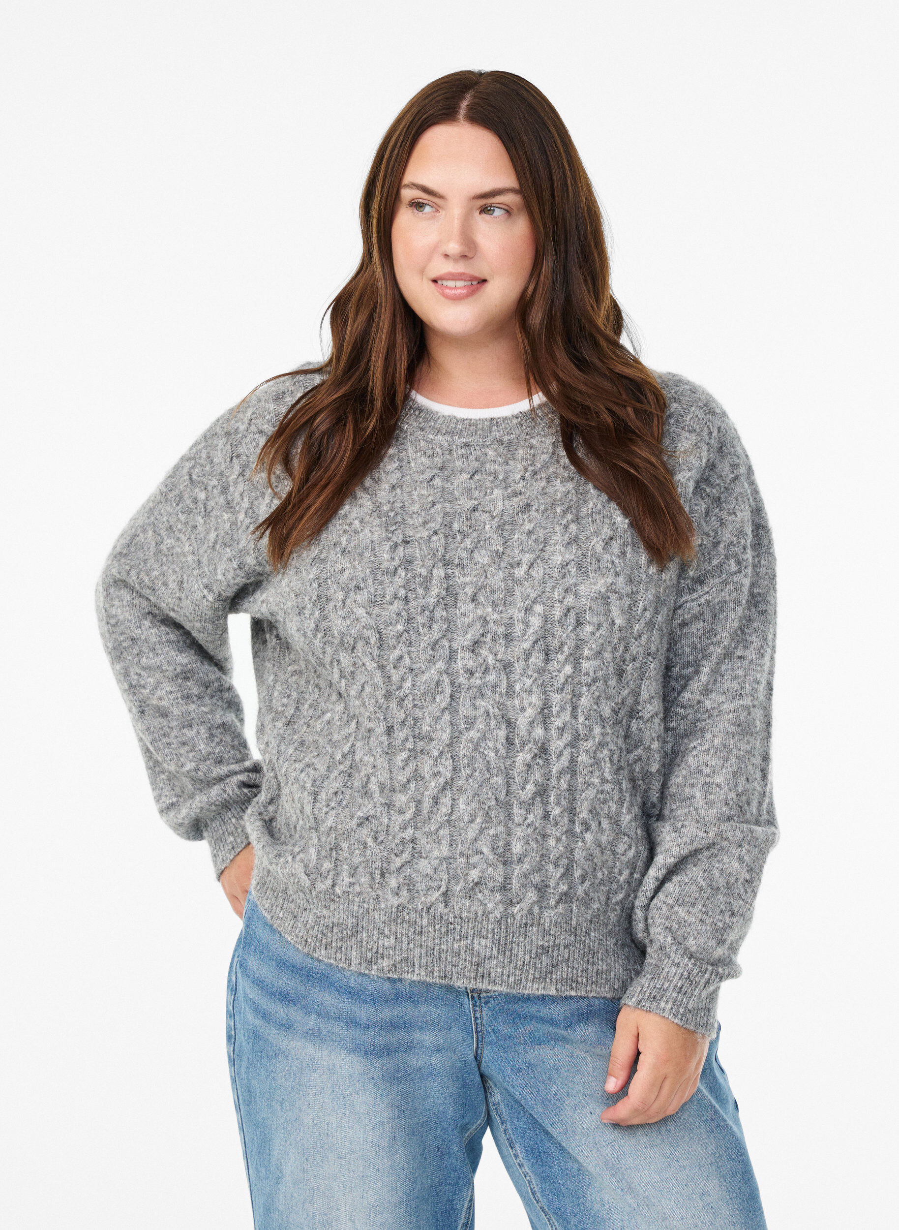 Zizzi Strickbluse mit Zopfmuster, Grau, Model image number 0