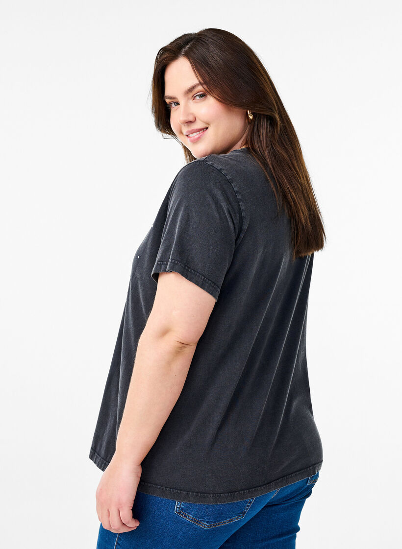 T-Shirt aus Bio-Baumwolle mit coolem Print, Grau, Model image number 2