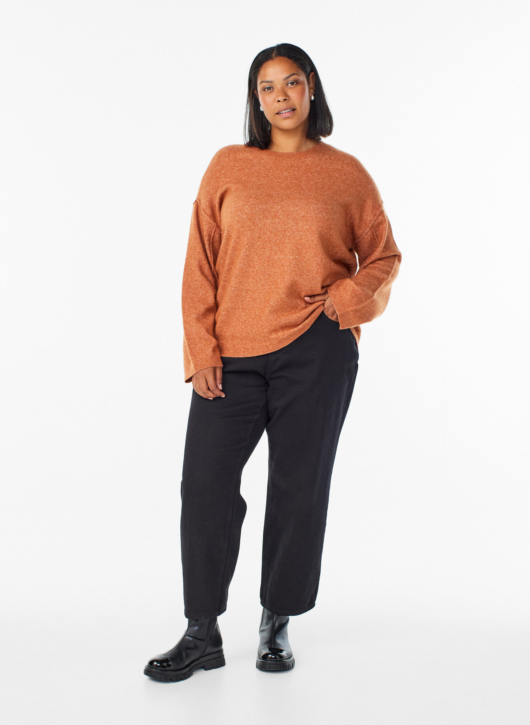 Zizzi Lockerer Strickpullover mit markanten N&auml;hten, Orange, Model image number 1