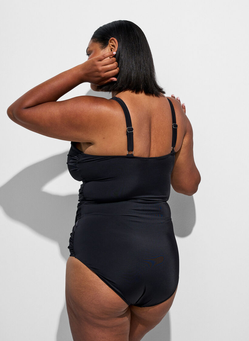 Badeanzug mit gekreuztem Raffungselement, Schwarz, Model image number 1