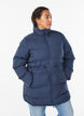 Mittellange Pufferjacke mit verstellbarer Taille, Blau, Model image number 0