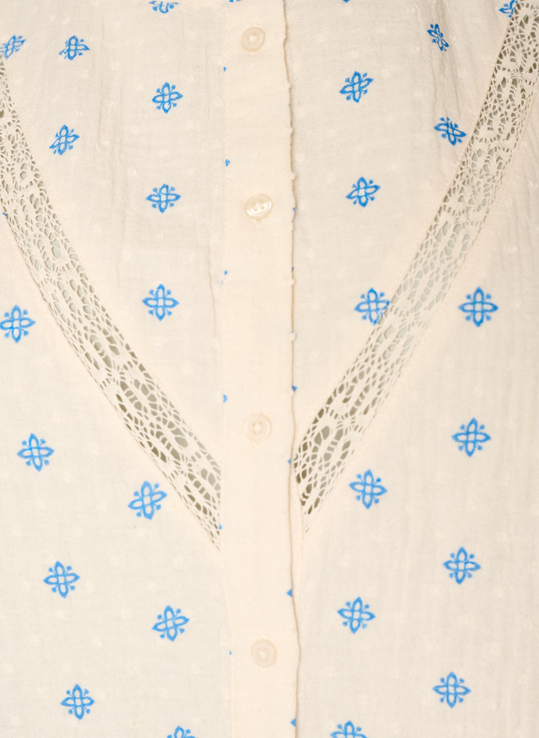 Zizzi&Auml;rmellose Bluse mit H&auml;kelborte und R&uuml;schendetail, Beige, Packshot image number 2