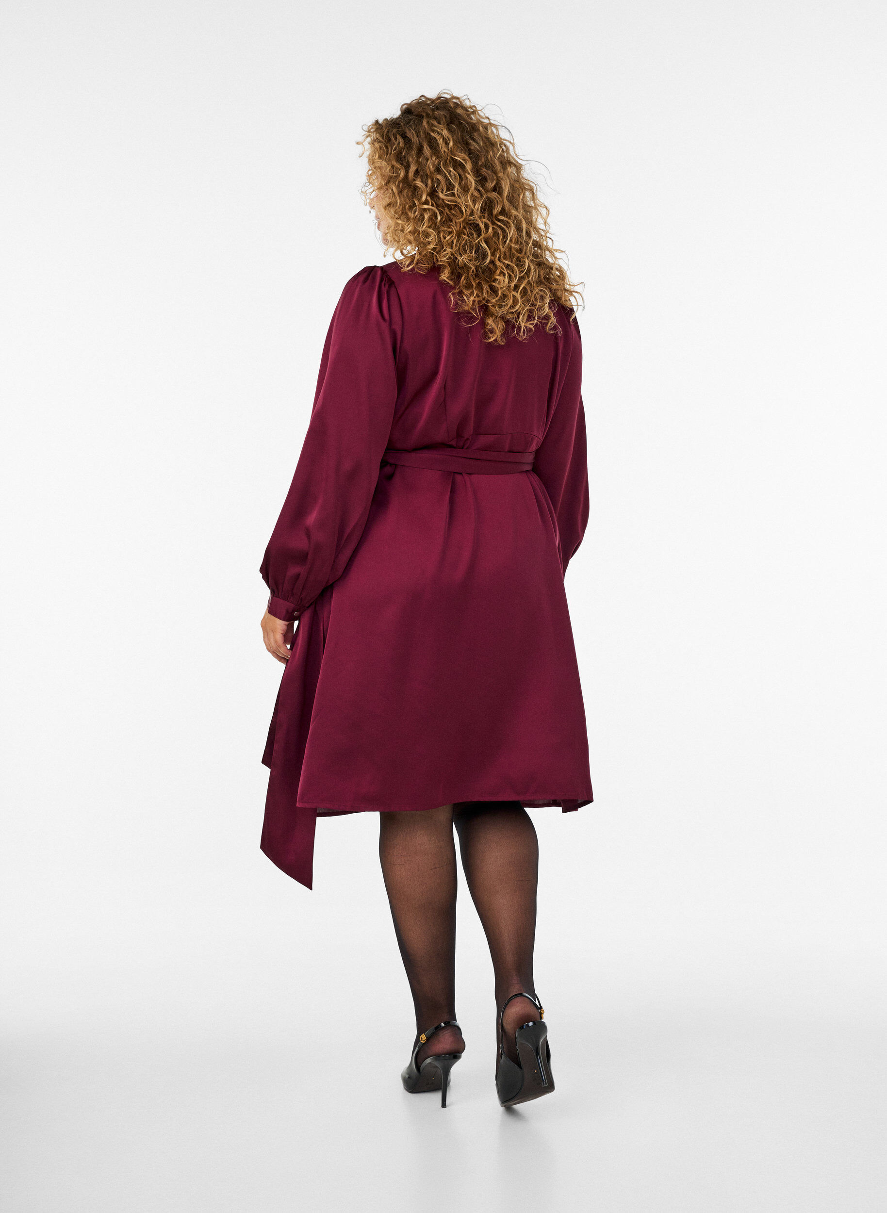 ZizziKurzes Satinkleid im Wickeldesign, Rot, Model image number 1