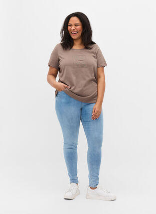 Kurzarm T-Shirt aus Baumwolle mit Aufdruck, Falcon WAYS, Model image number 2