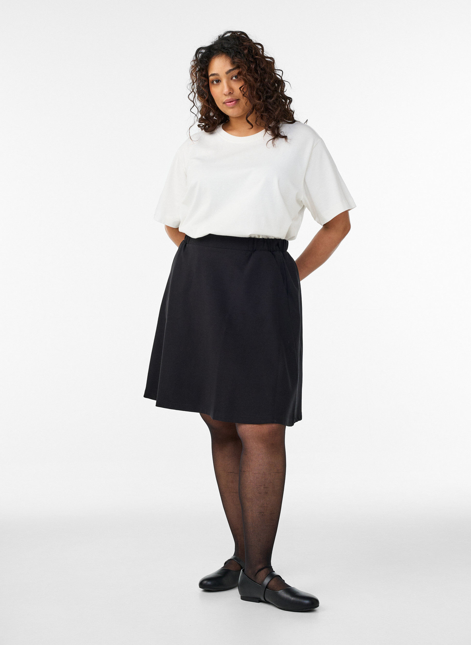ZizziSkaterrock aus Viskose, Schwarz, Model image number 1