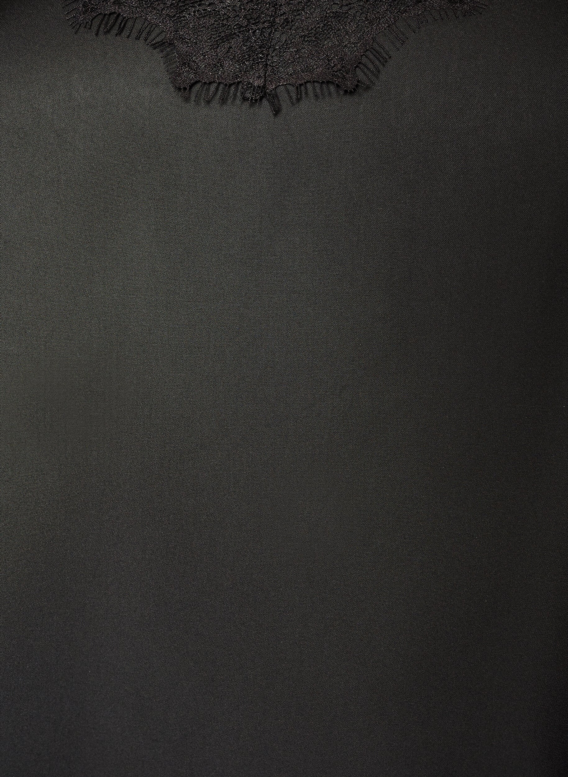 Zizzi Top aus Satin mit Spitzen und asymmetrischem Saum, Schwarz, Packshot image number 2