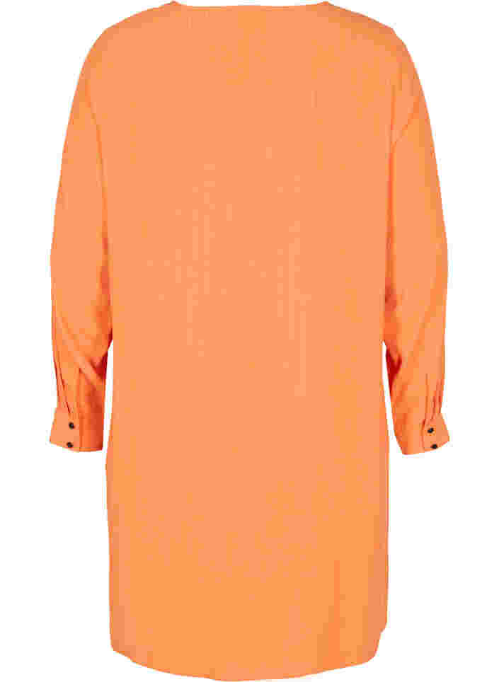 Gestreiftes Viskosekleid mit langen Ärmeln, Amberglow, Packshot image number 1
