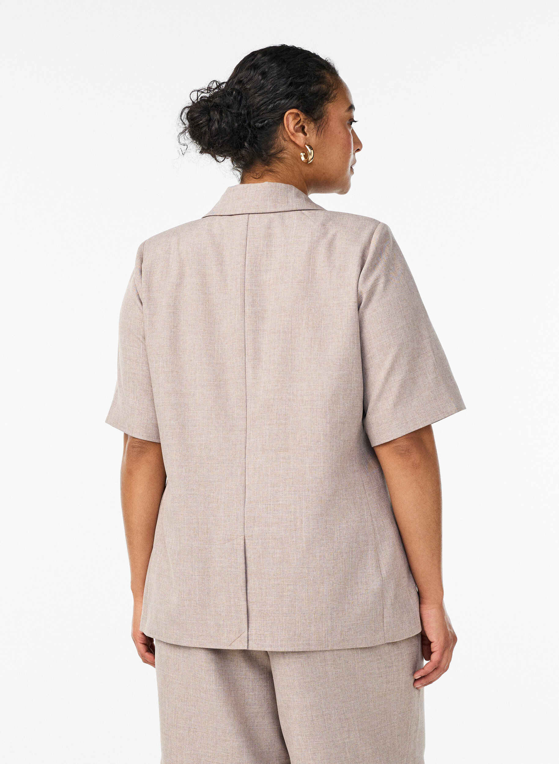 Zizzi Blazer mit kurzen &Auml;rmeln und Revers, Braun, Model image number 2