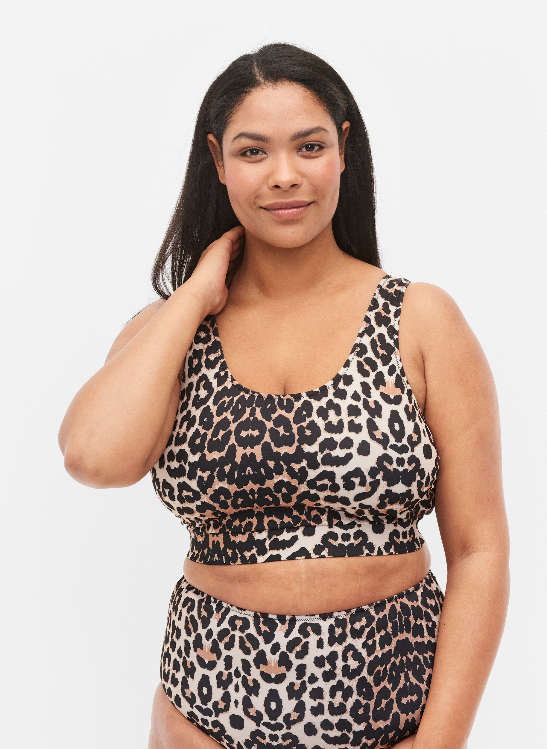 Zizzi Bikini-Top mit Rundhalsausschnitt, Leo, Model image number 0