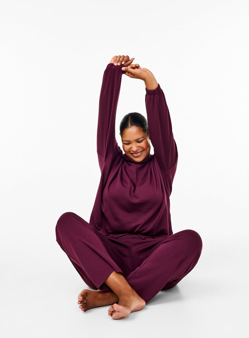 Bordeauxfarbenes Set aus ModalMix Shop the look Zizzi