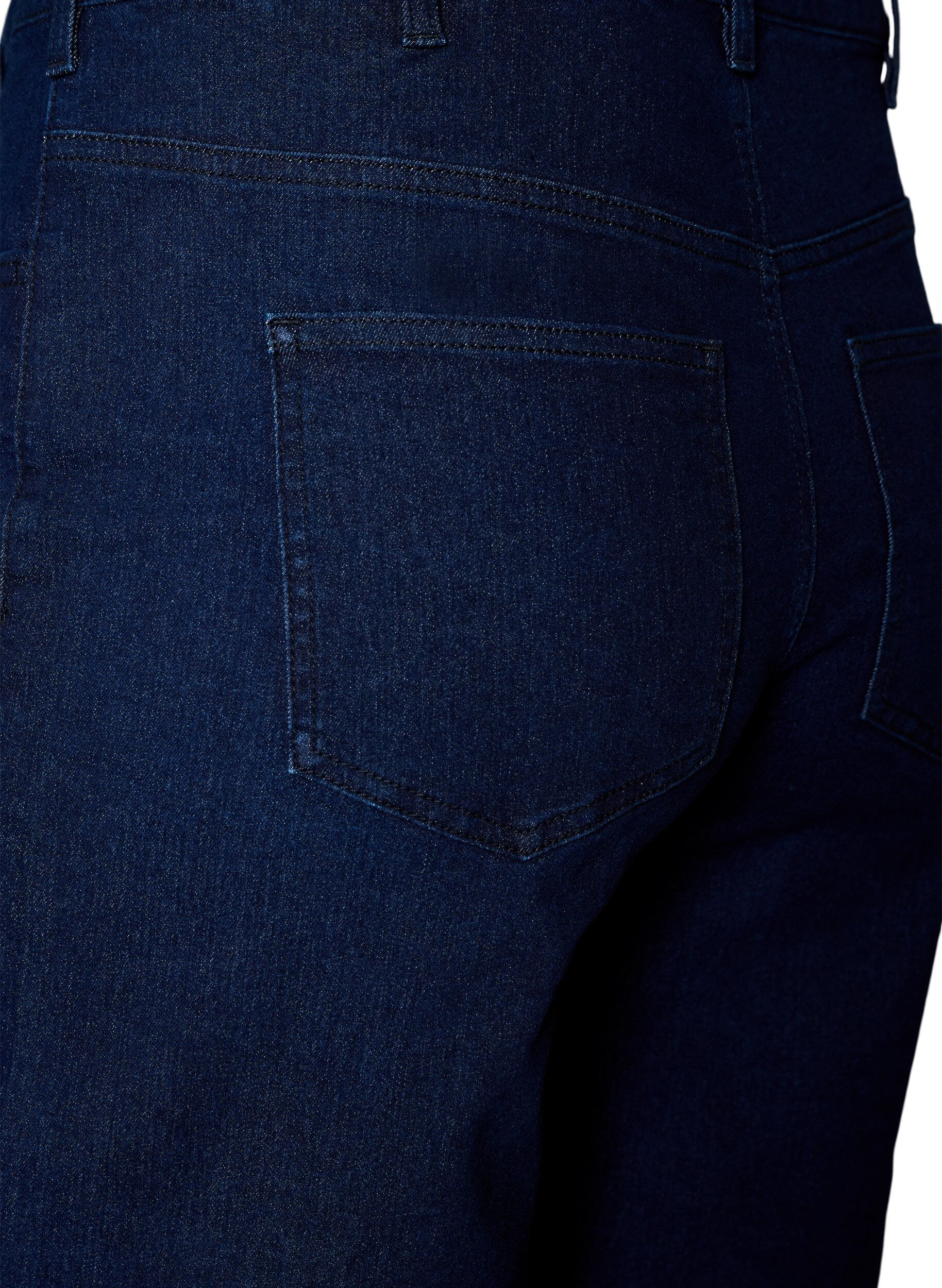 Zizzi Locker sitzende Jeansshorts mit hoher Taille, Blau, Packshot image number 3