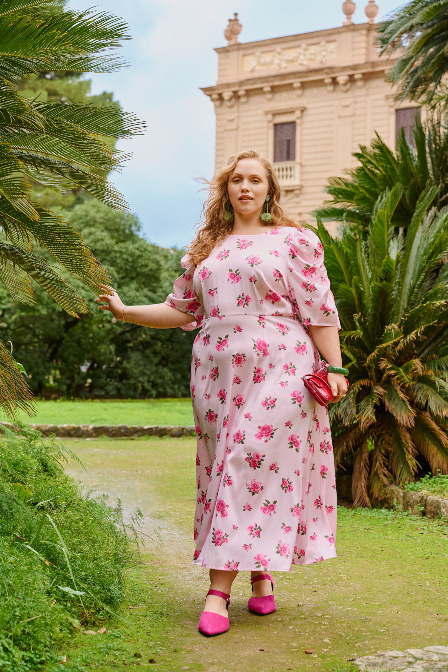 Gebl&uuml;mtes Wickelkleid, , Model