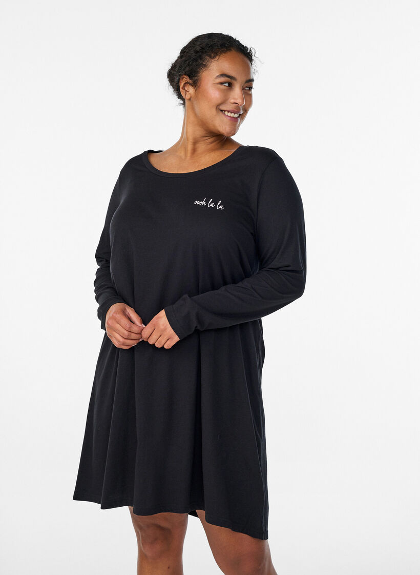 Lang&auml;rmliges Nachthemd aus Bio-Baumwolle, Schwarz, Model image number 0