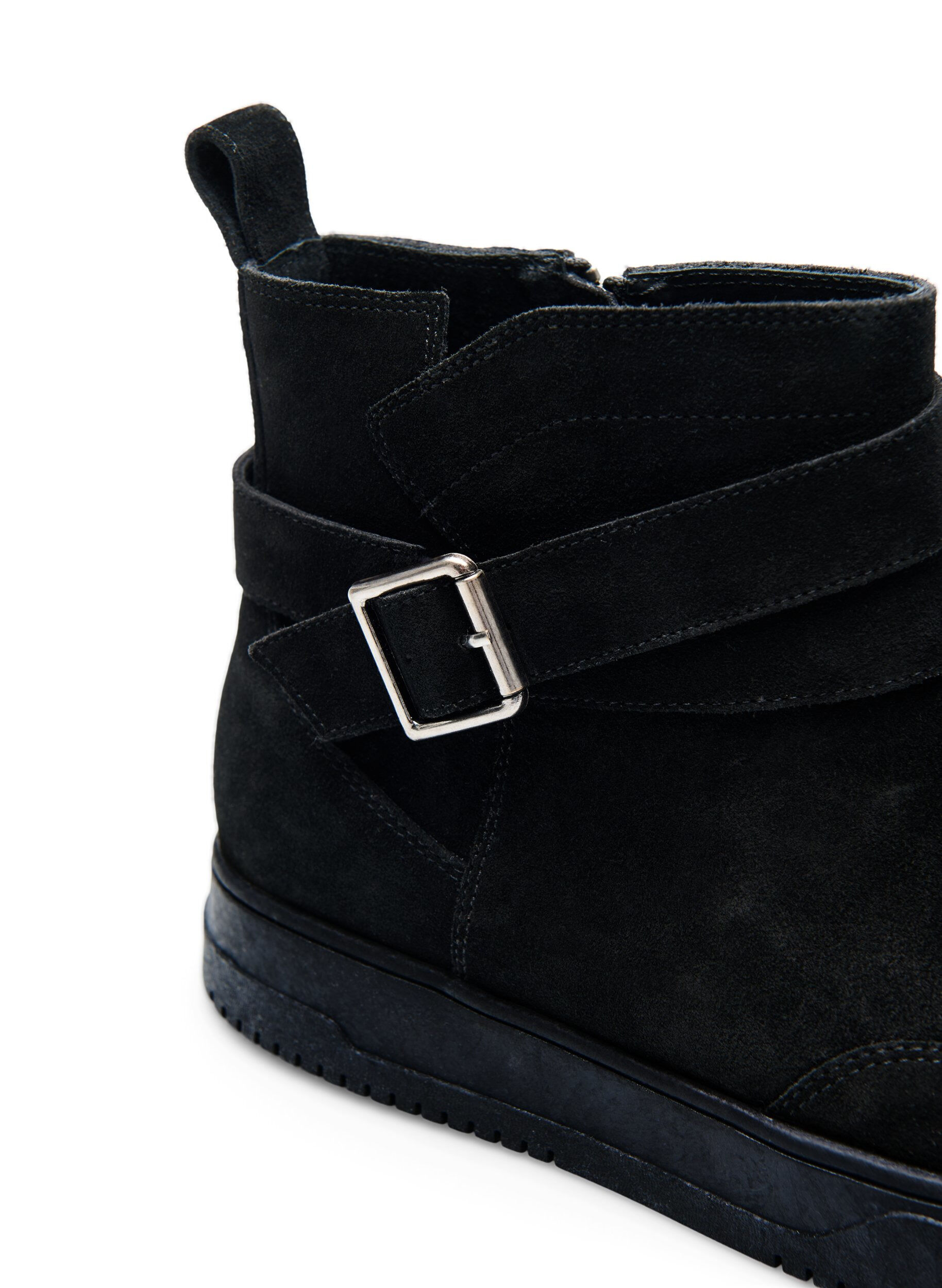Zizzi Kurzer, weit geschnittener Stiefel aus Wildleder, Black, Packshot image number 3