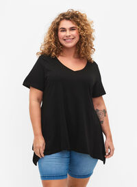 T-Shirt aus Baumwolle mit kurzen Ärmeln, Black SOLD, Model