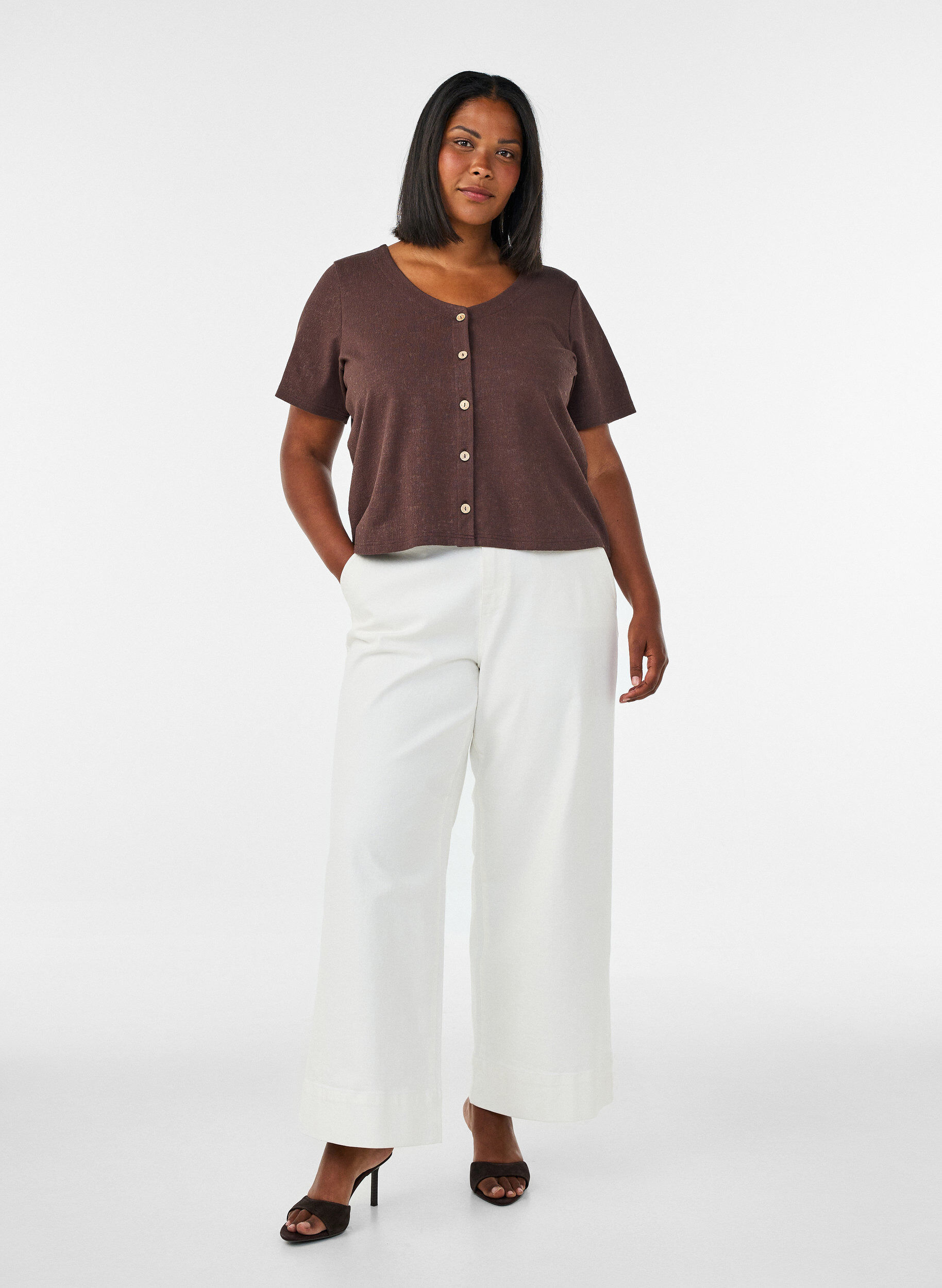 ZizziStrukturierte Bluse aus Baumwolle mit Knopfleiste, Braun, Model image number 1