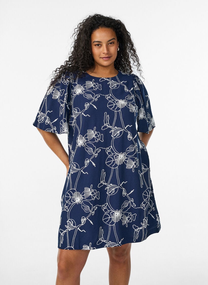 Kurzes A-Linienkleid mit Stickmuster, Blau, Model image number 0