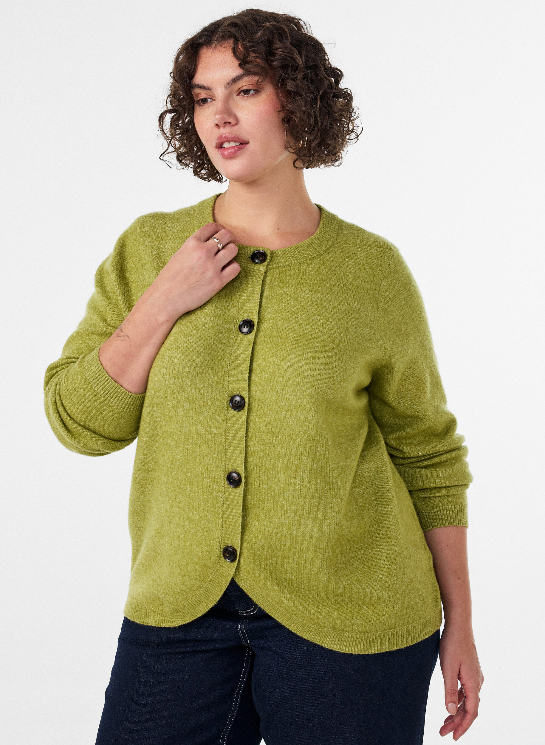ZizziStrickjacke mit Kn&ouml;pfen und abgerundeter Vorderseite, Gr&uuml;n, Model image number 0
