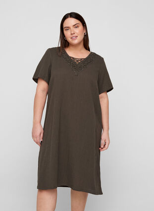 Kurzarm Kleid aus Baumwolle mit Stickerei, Khaki As Sample, Model image number 0