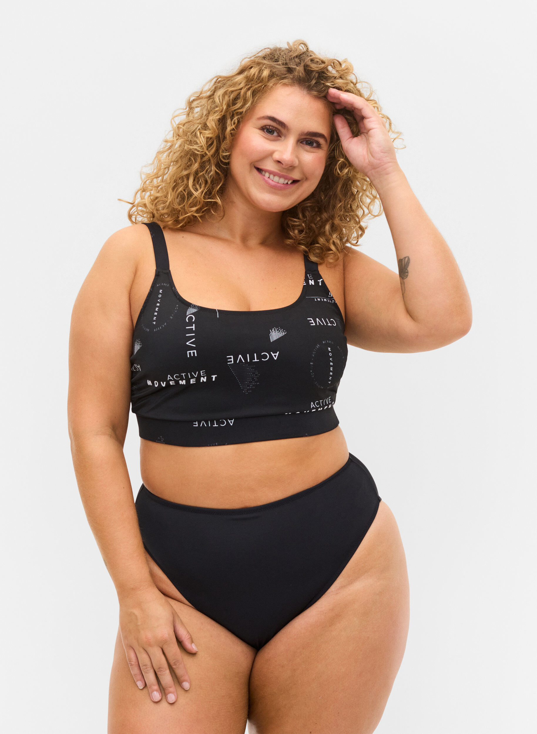 Zizzi Hochtaillierte Bikinihose, Black, Model image number 0