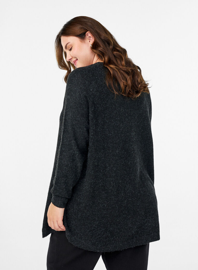 Lange Strickbluse mit Kugelknöpfen, Grau, Model image number 2