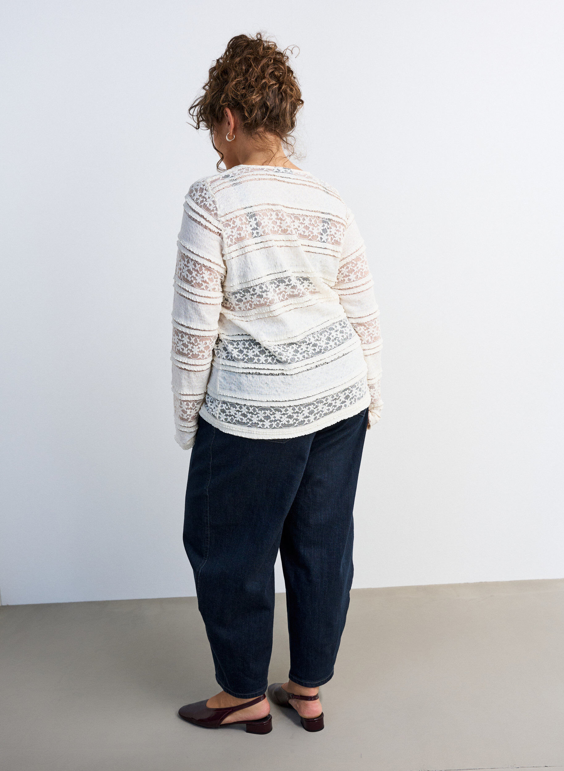 ZizziBluse aus Spitze mit langen &Auml;rmeln, Vanille, Model image number 2