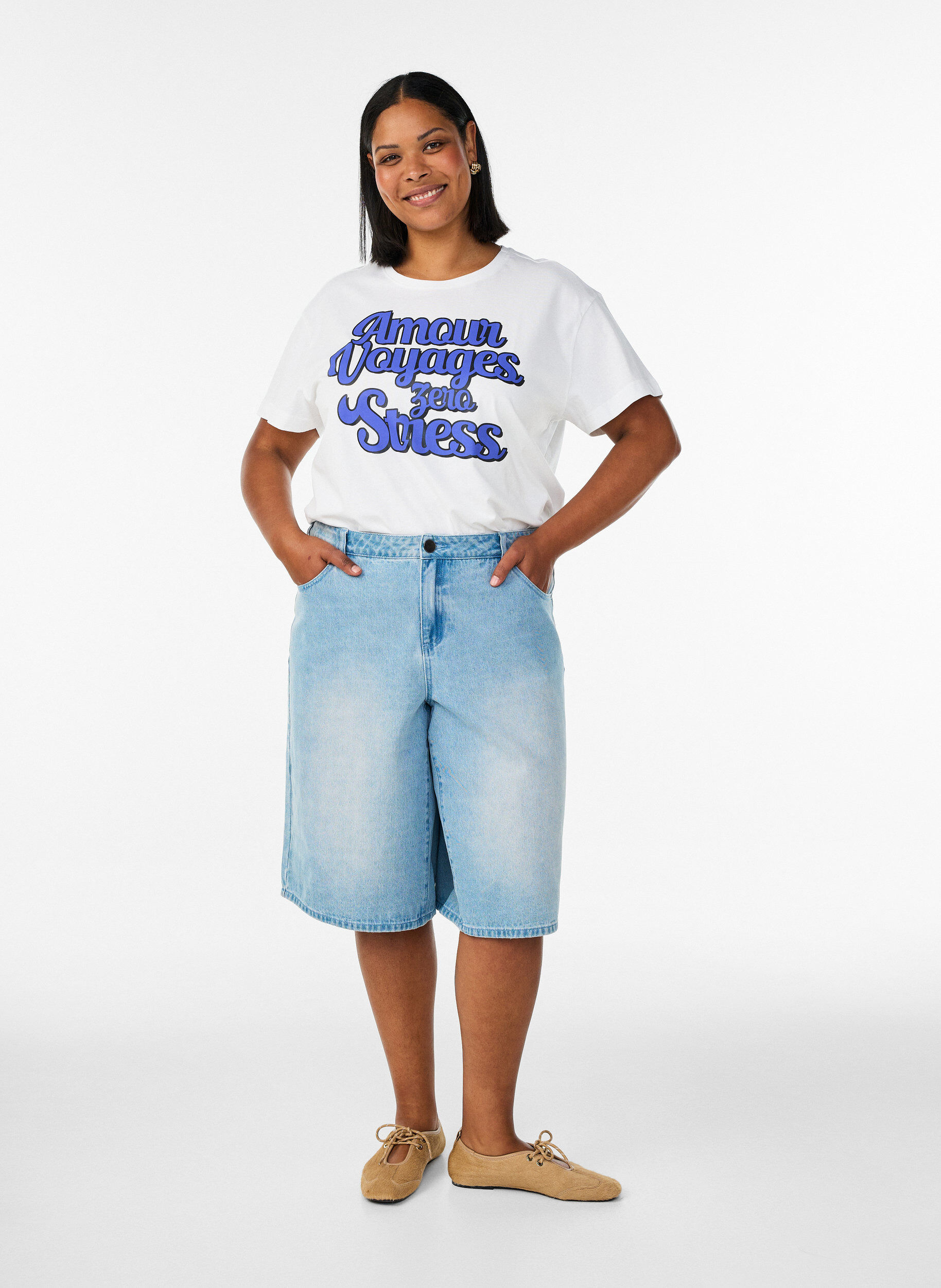 ZizziT-Shirt aus 100% Baumwolle mit kurzen &Auml;rmeln und Print, Wei&szlig;, Model image number 1