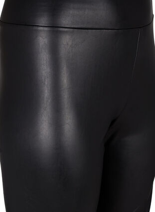 Glänzende, eng anliegende Shorts mit hoher Taille, Black, Packshot image number 2