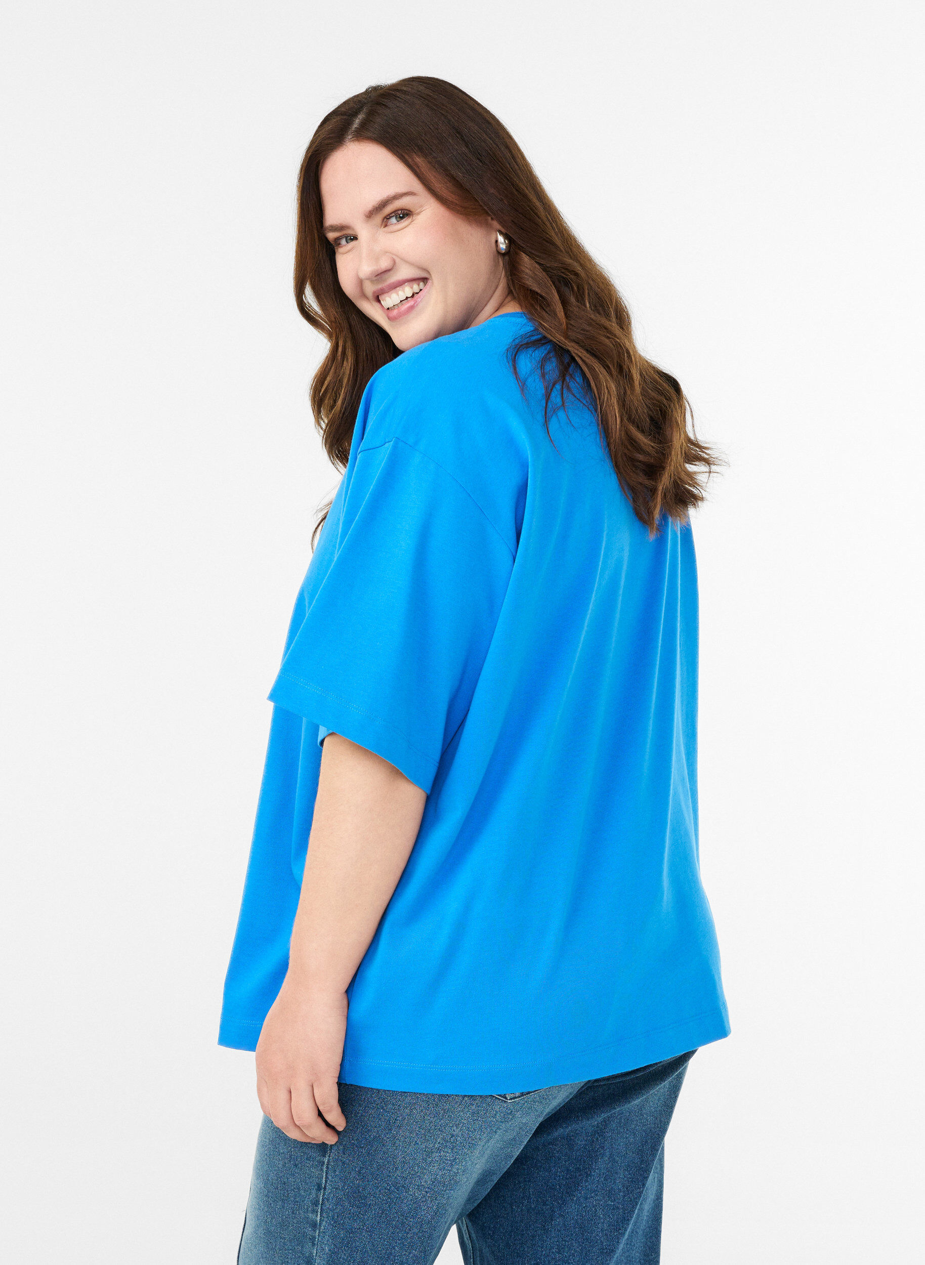 Zizzi Oversize-T-Shirt mit halben &Auml;rmeln, Blau, Model image number 1