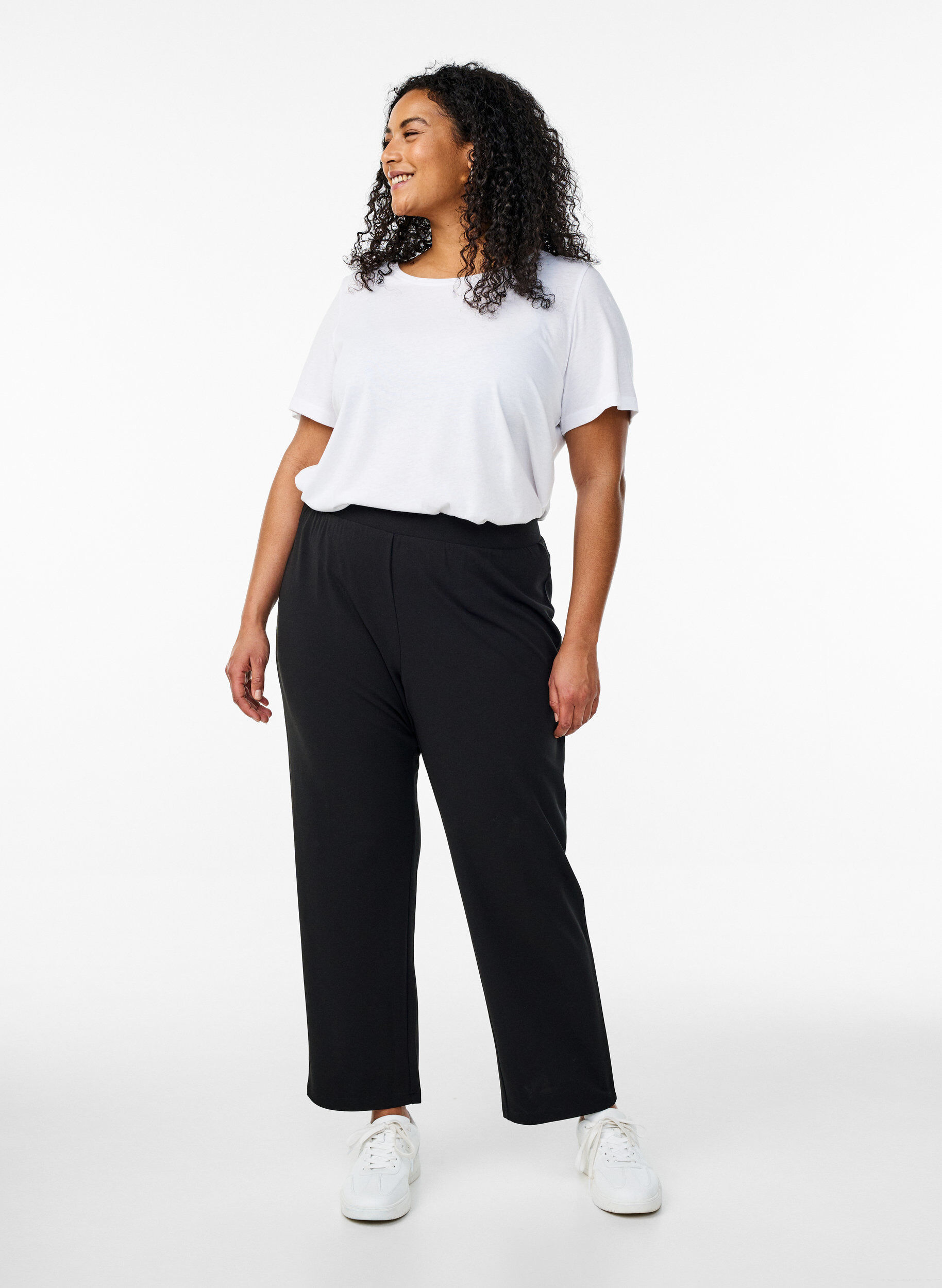 Zizzi FLASH - 2er-Pack T-Shirts mit Rundhalsausschnitt, Black/White, Model image number 2