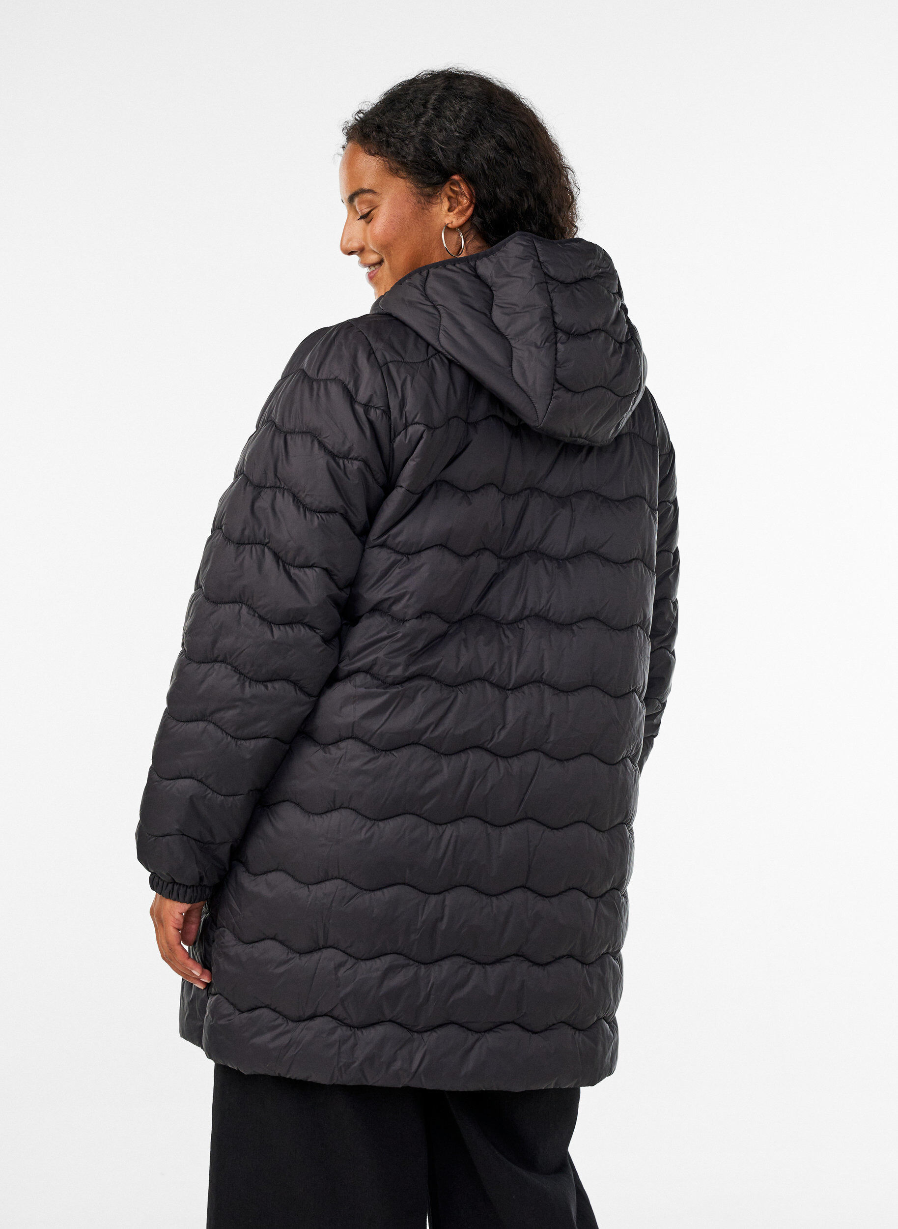 ZizziSteppjacke, Schwarz, Model image number 2