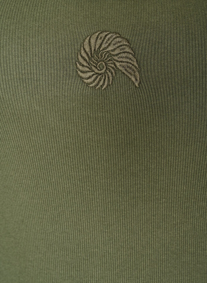 Tailleiertes Top mit Motiv, Gr&uuml;n, Packshot image number 2