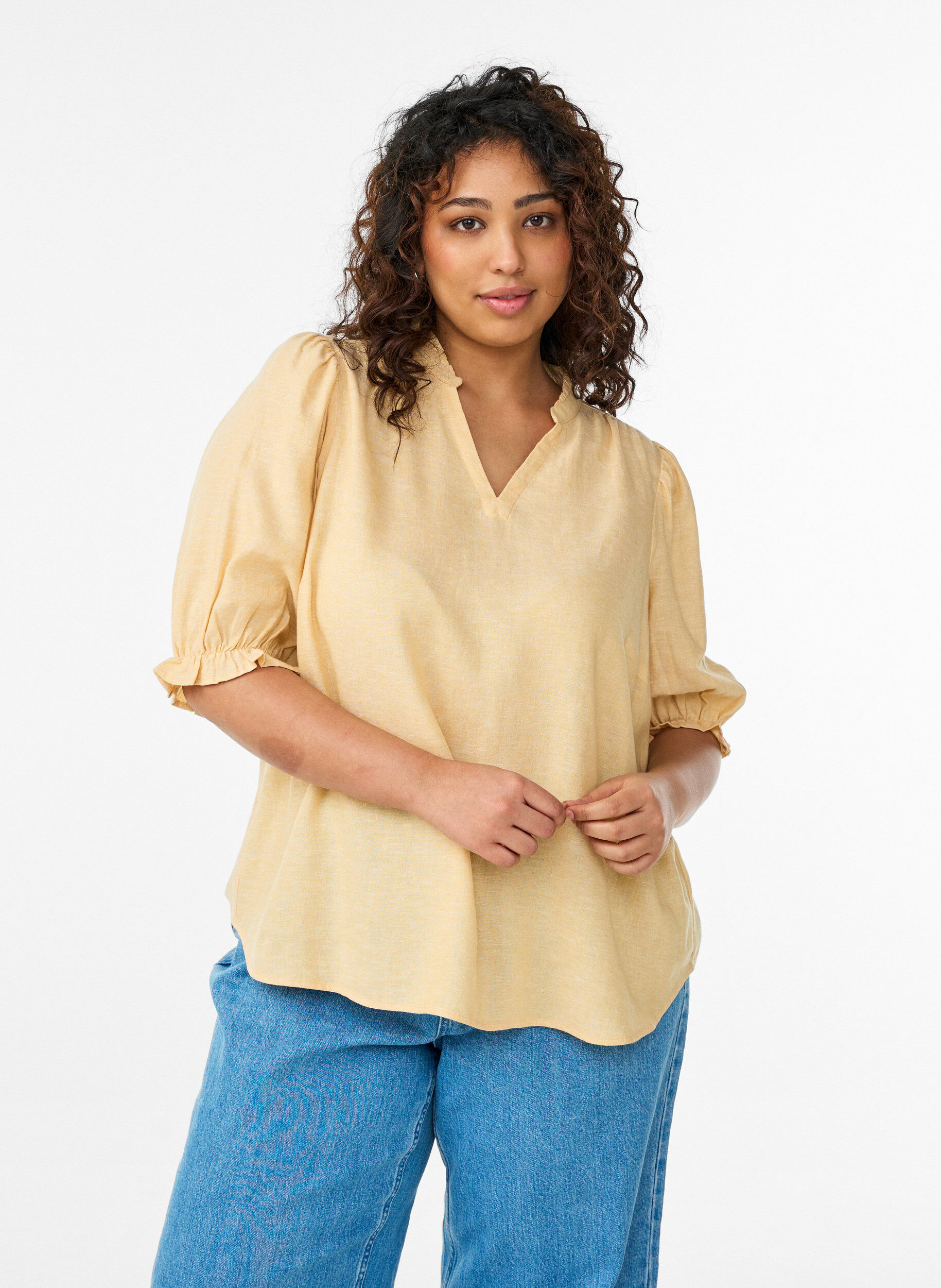 Zizzi Bluse aus Leinen und Viskose mit 1/2-&Auml;rmeln, Gelb, Model image number 0