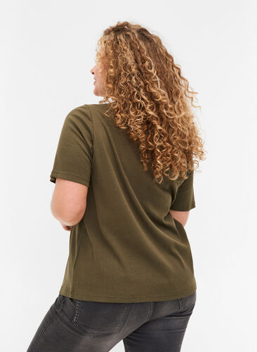Kurzarm T-Shirt mit Knöpfen, Ivy Green , Model image number 1