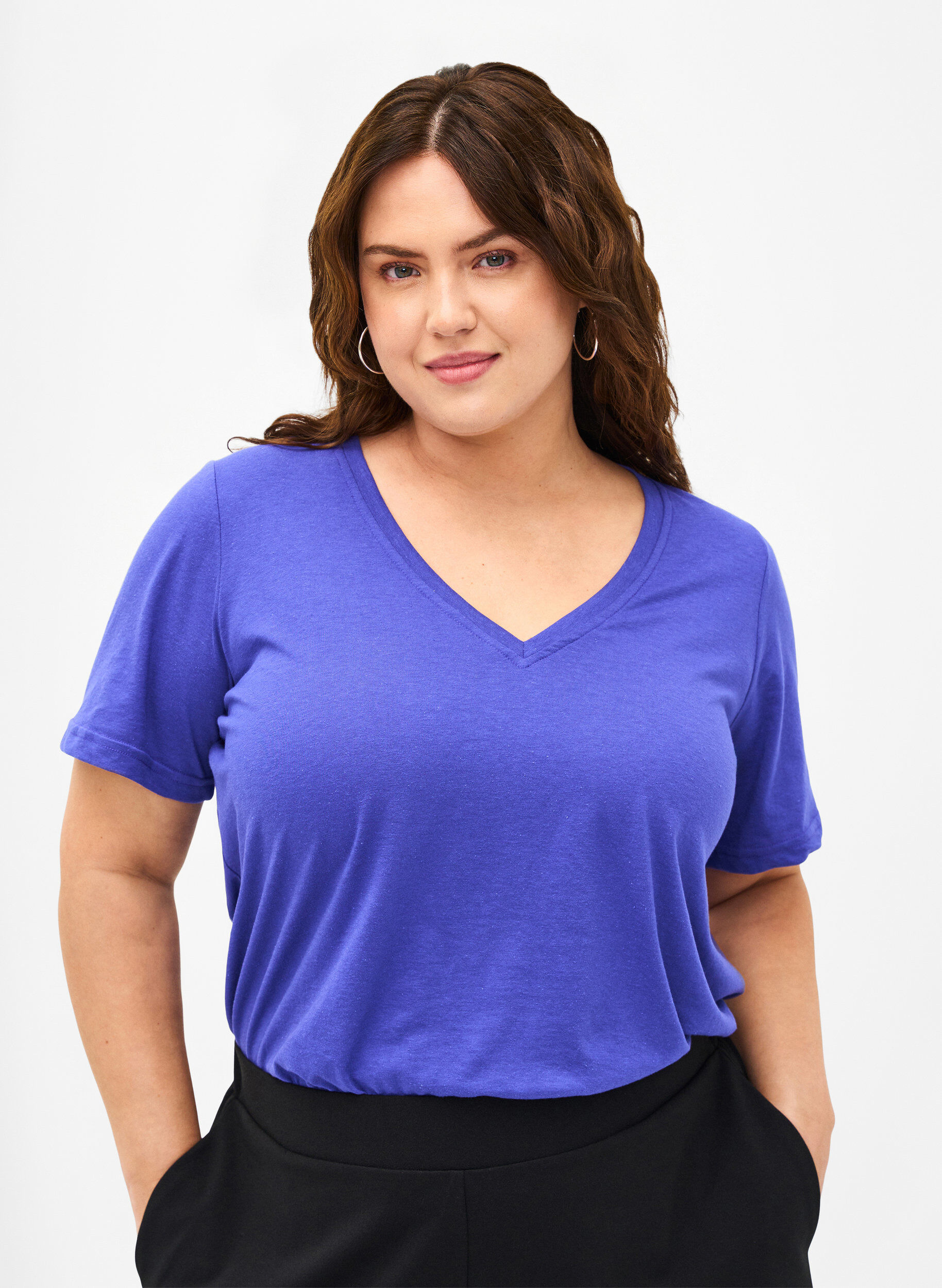Zizzi FLASH - T-Shirt mit V-Ausschnitt, Royal Blue, Model image number 0