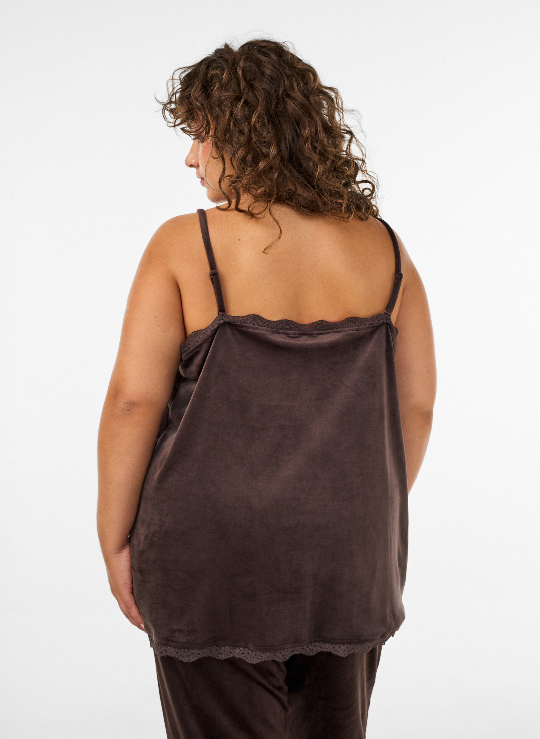 ZizziTop aus Velours mit Spitzen, Braun, Model image number 2