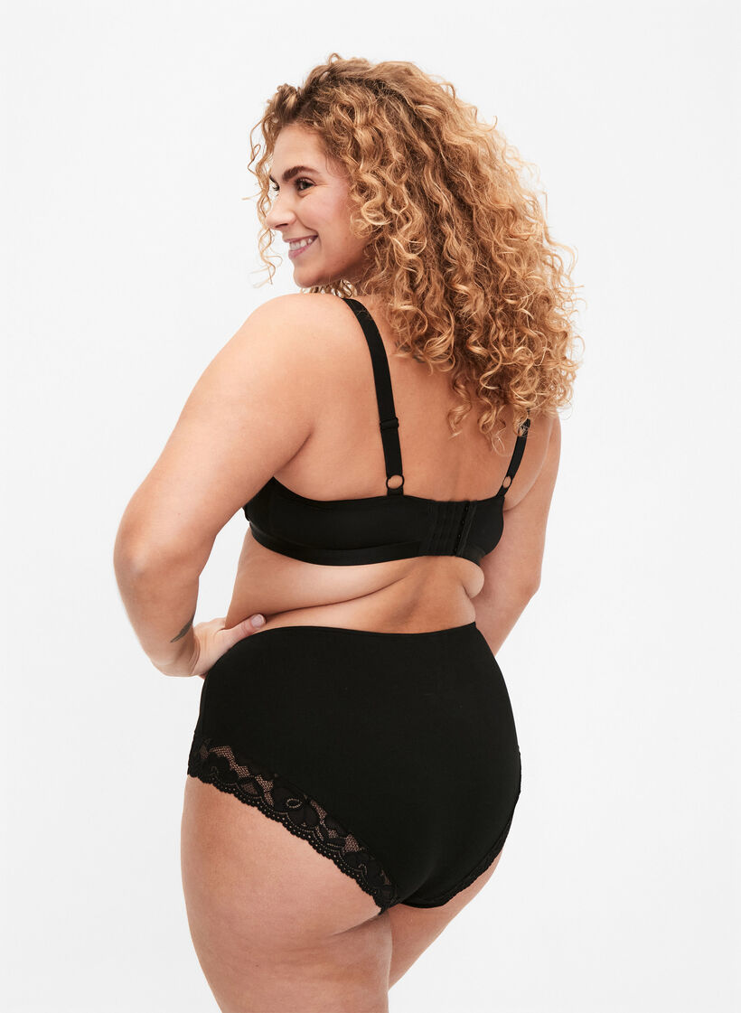 3er Pack Hipster-Panties mit Spitzenb&uuml;ndchen, Schwarz, Model image number 2