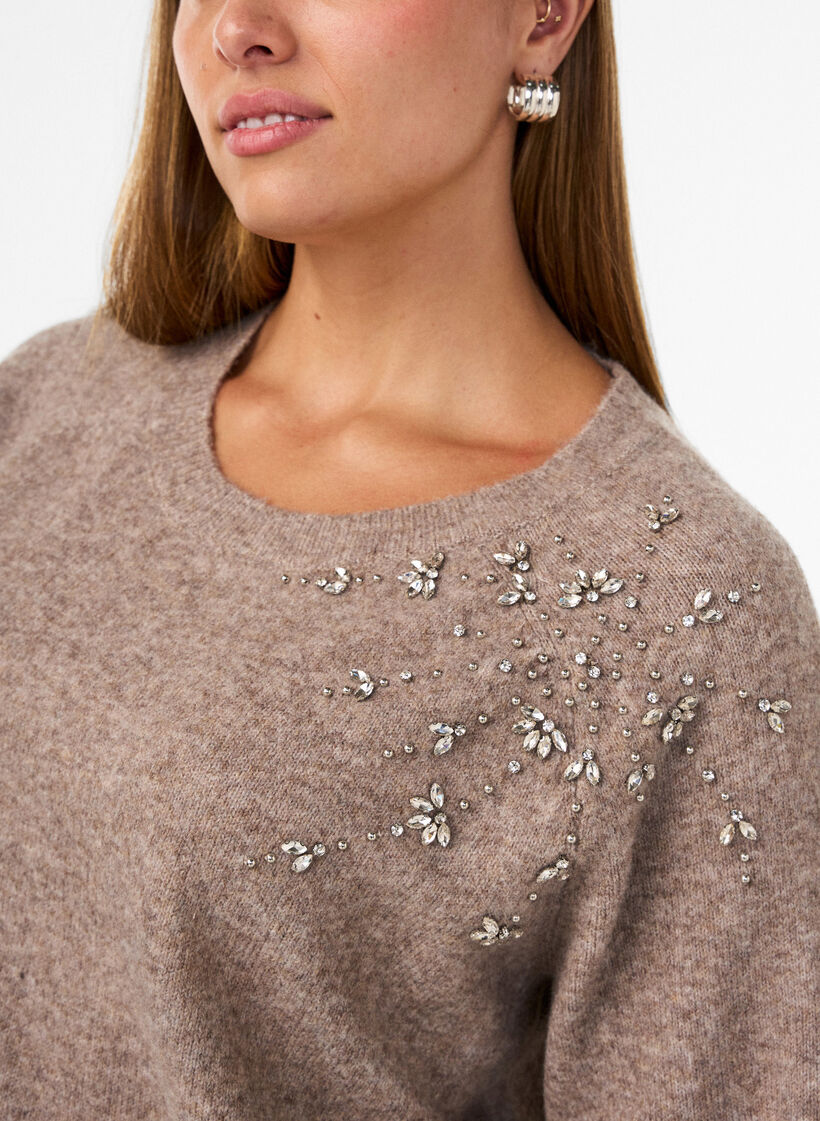 Bluse aus Strick mit Strasssteinen und Nieten, Beige, Model image number 3