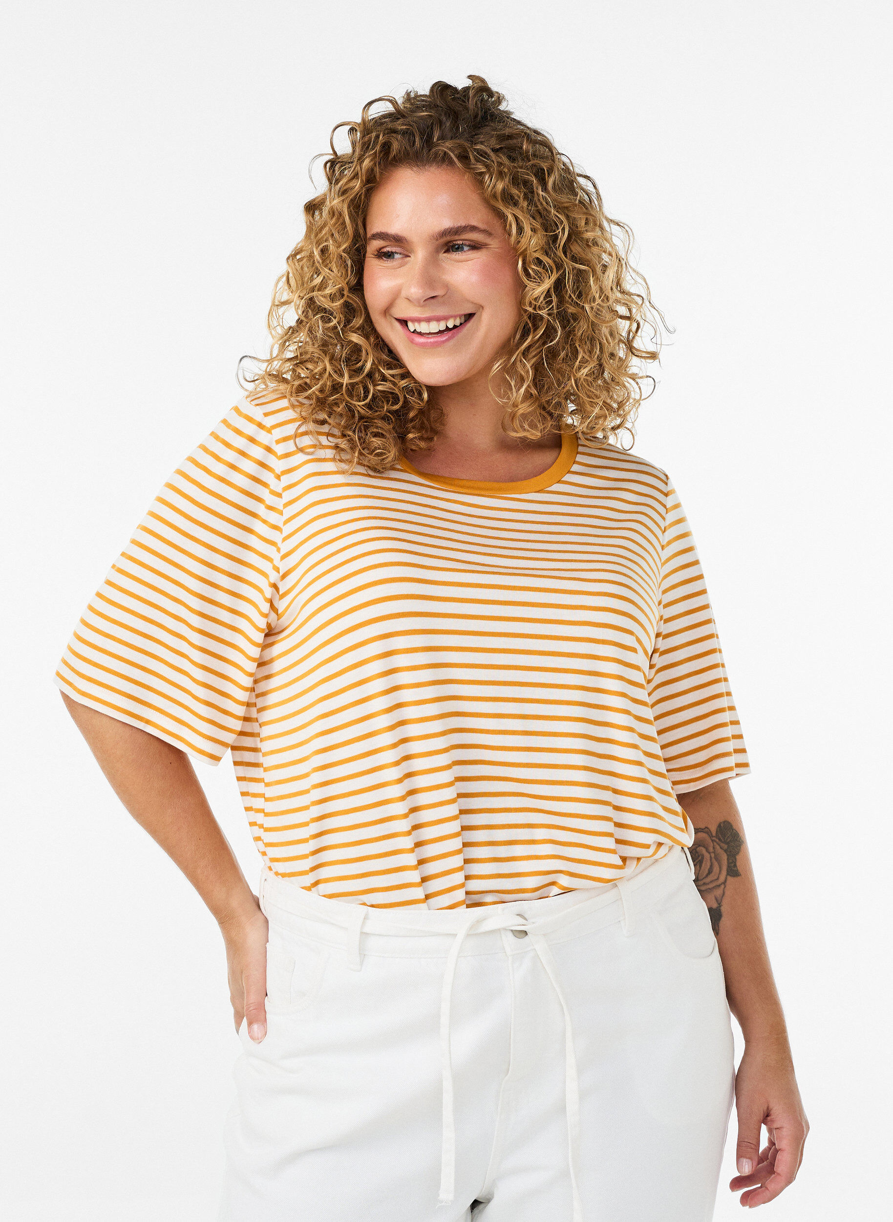 ZizziGestreiftes T-Shirt aus TENCEL&trade; Lyocell, Gelb, Model image number 0