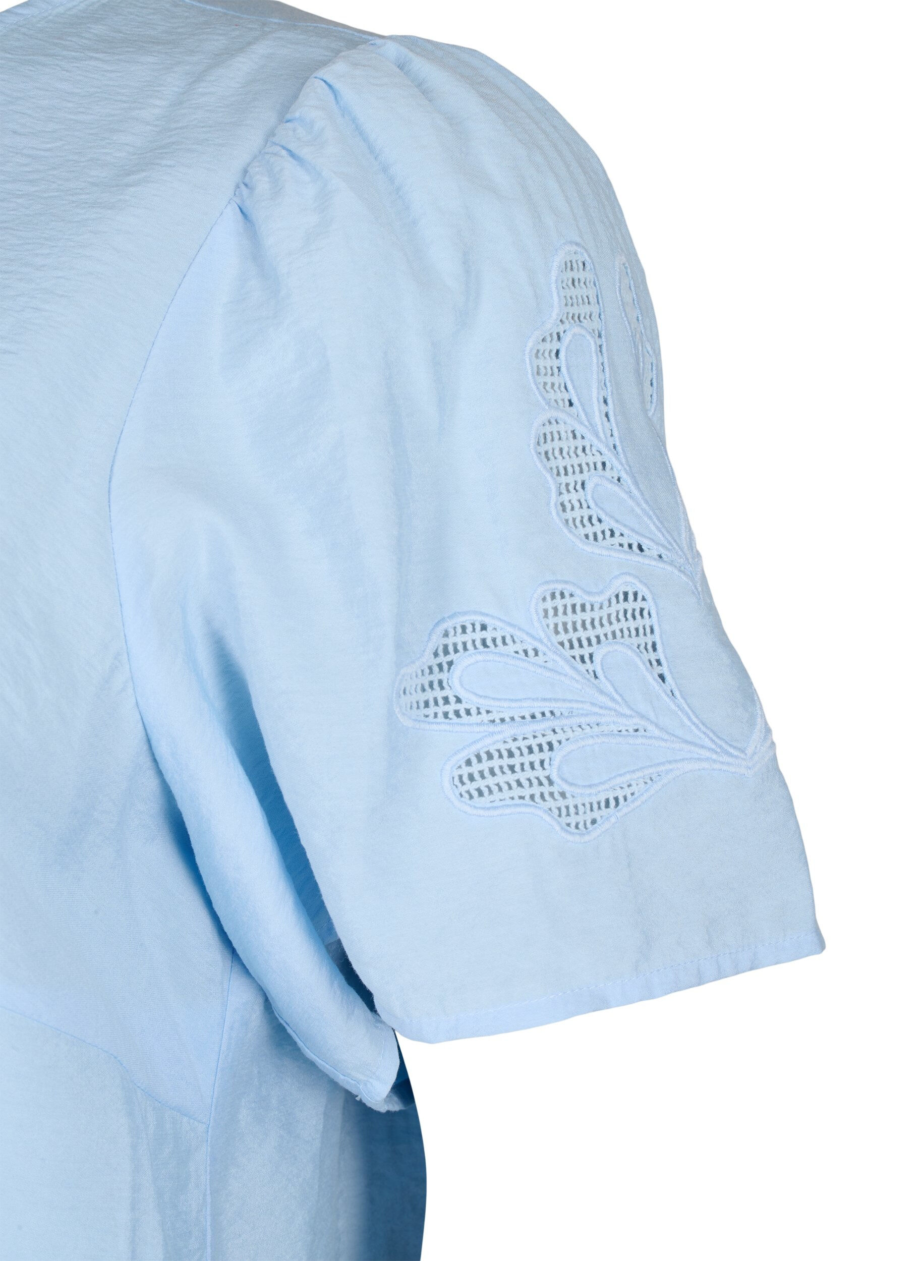 Zizzi  Kurzarm-Bluse aus Viskose mit Stickerei, Blau, Packshot image number 3