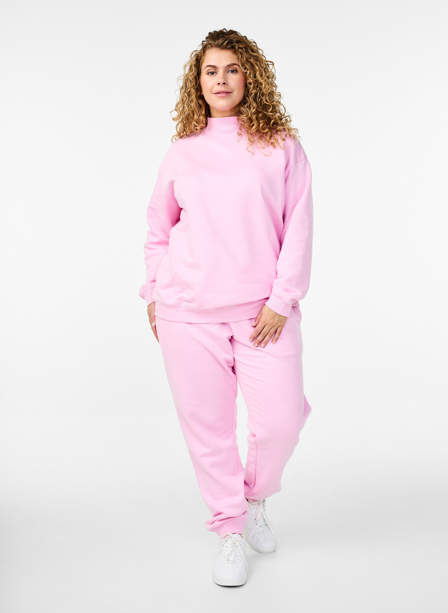 Zizzi Sweathose mit hoher Taille, Pink, Model image number 0