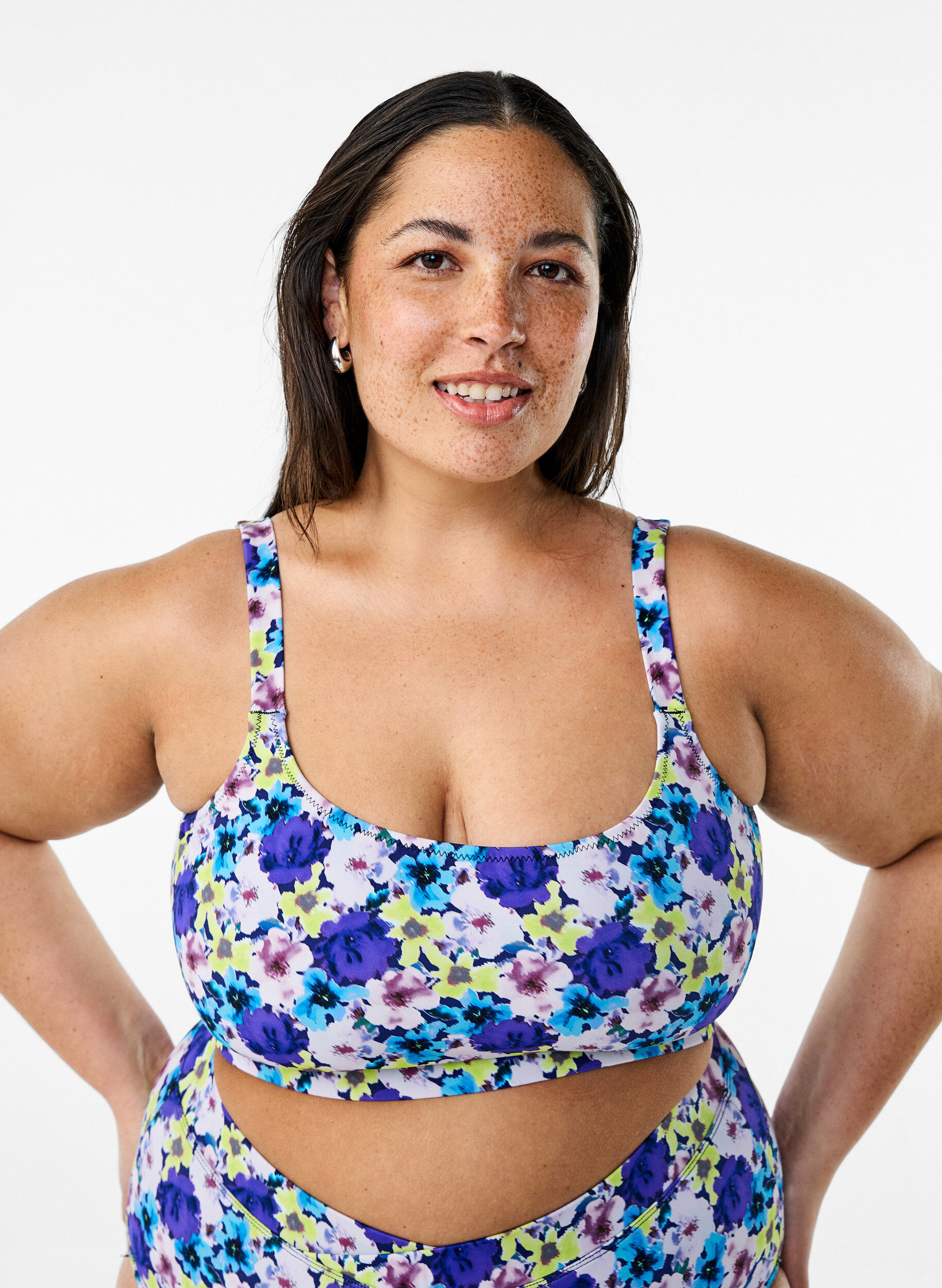 Zizzi Bikinioberteil mit verstellbaren Tr&auml;gern, Lila, Model image number 0