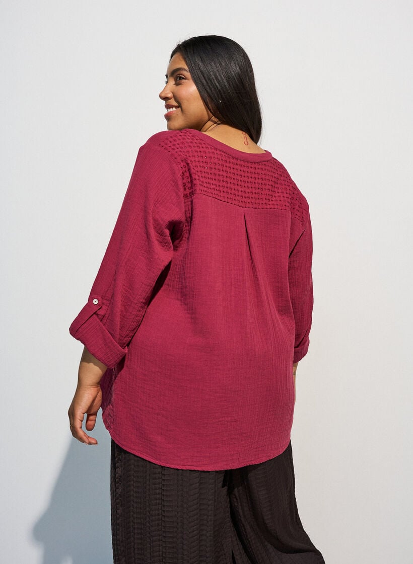 Bluse aus Baumwollmusselin mit Lochstickerei, Rot, Model image number 2