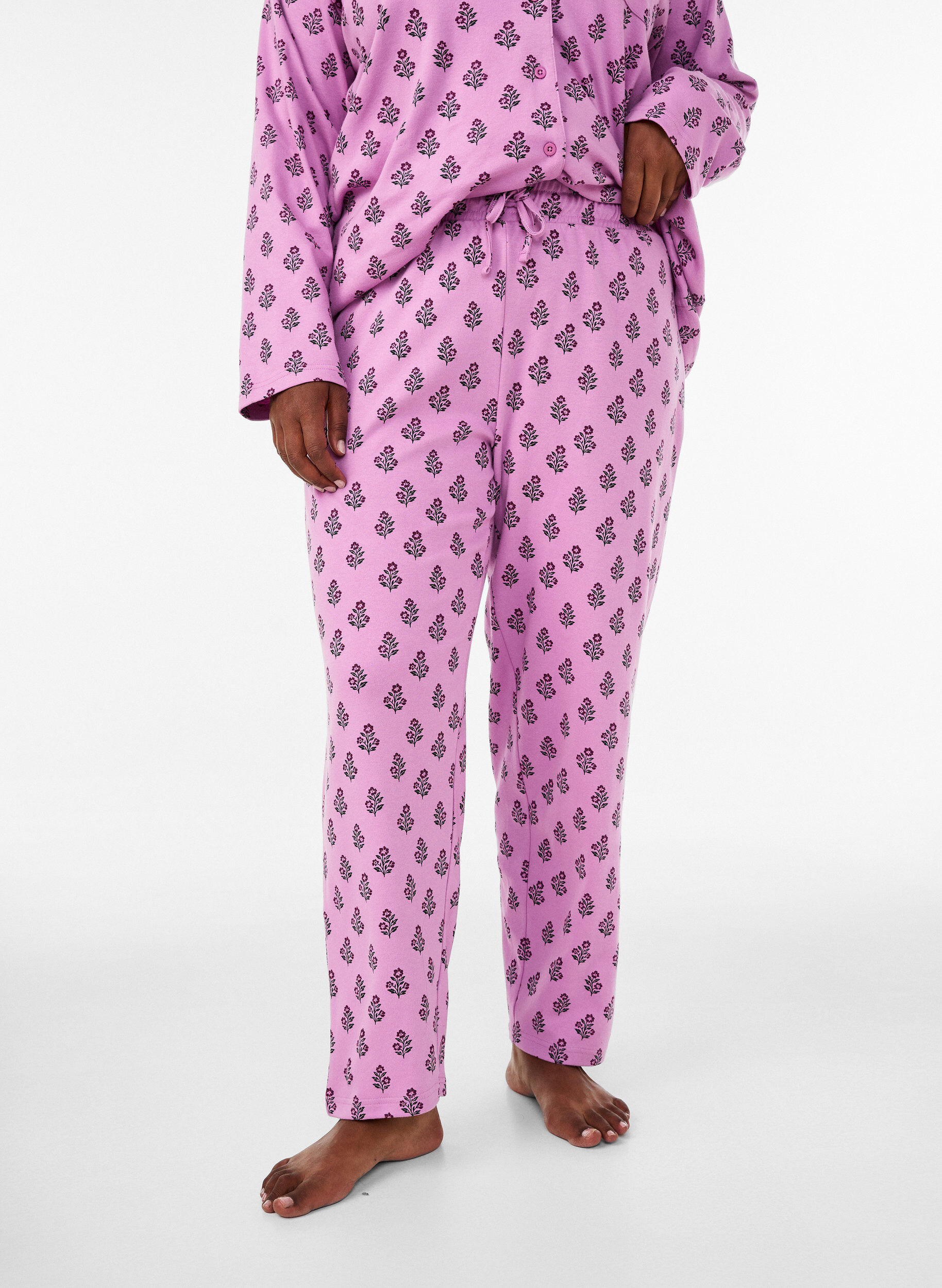 ZizziBaumwoll-Pyjamahose mit hohem Bund, Rot, Model image number 2