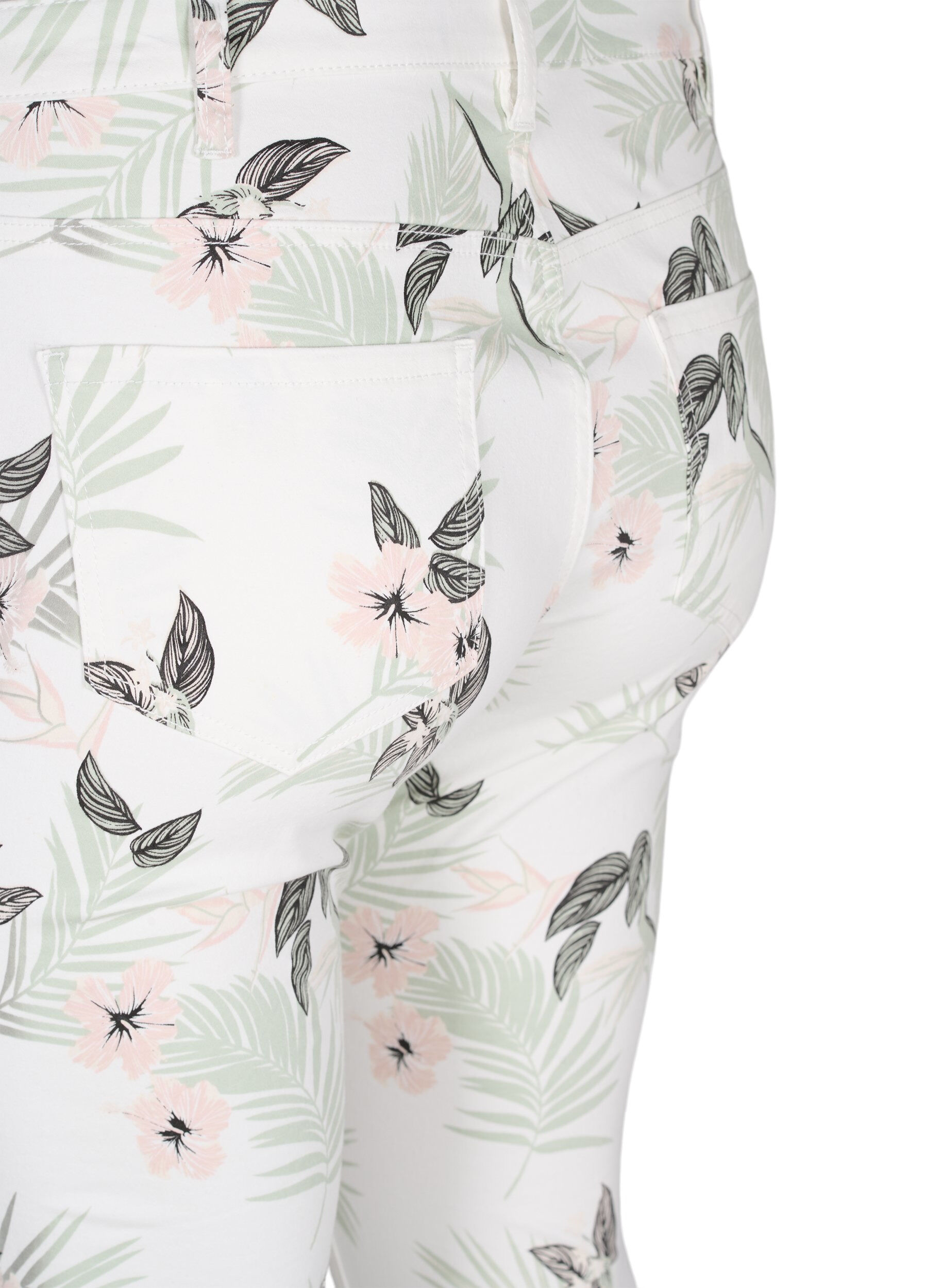 Zizzi Hochtaillierte Amy Jeans mit Blumenprint, White Flower AOP L78, Packshot image number 3