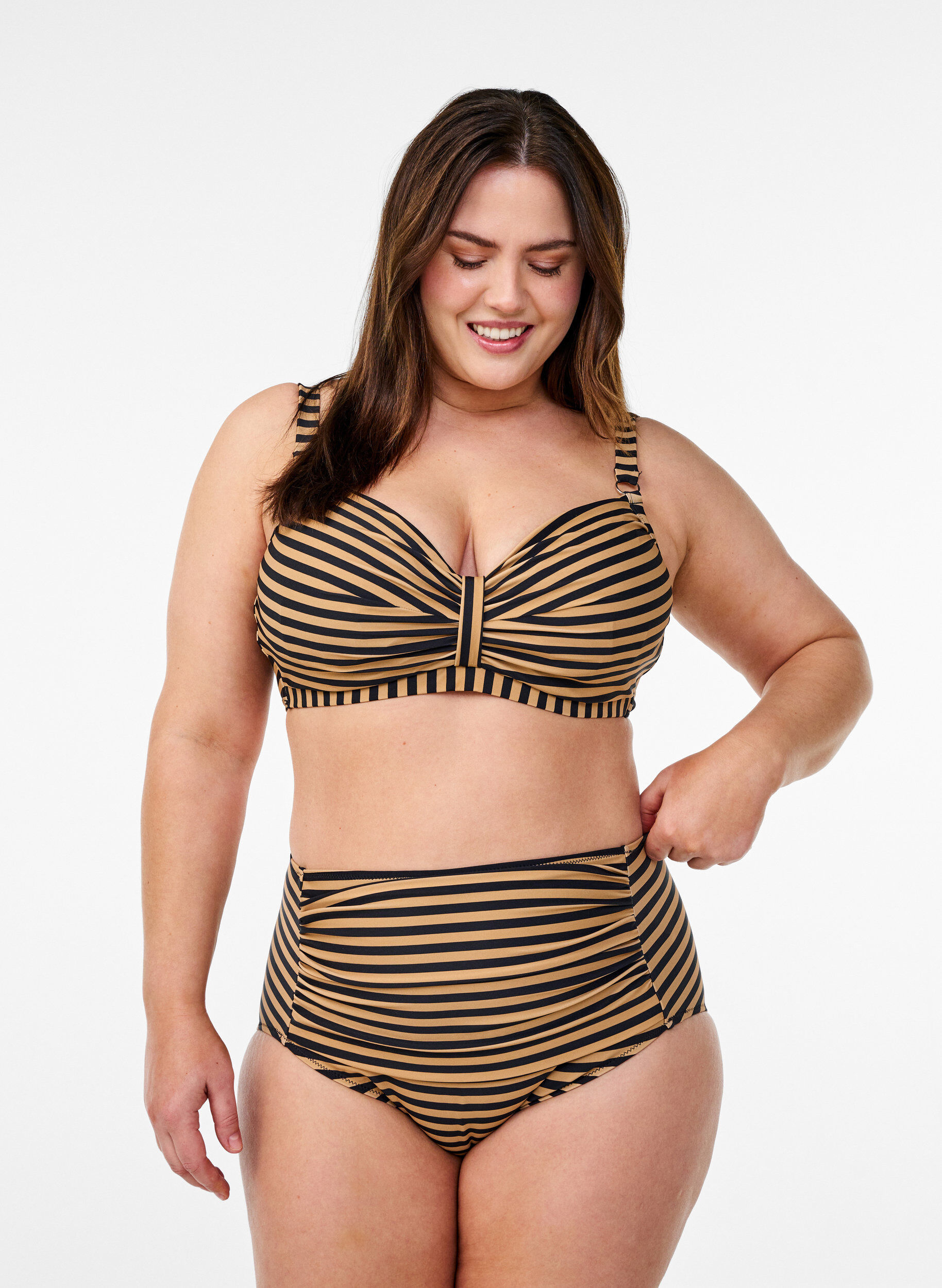Zizzi Bikinioberteil mit B&uuml;gel und Muster, Braun, Model image number 1
