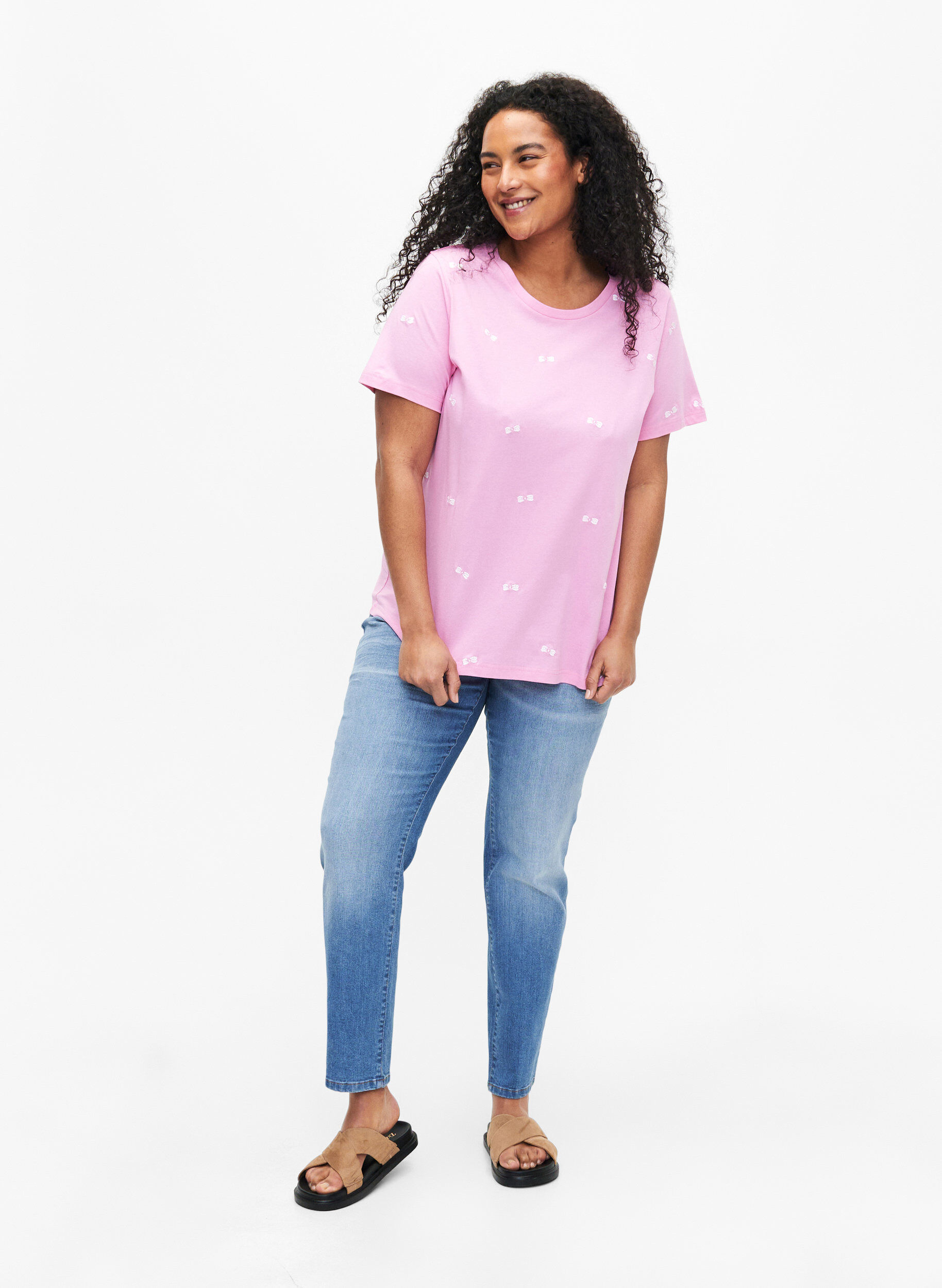Zizzi T-Shirt aus Bio-Baumwolle mit Schleifen, Roseb. W. Bow Emb., Model image number 2